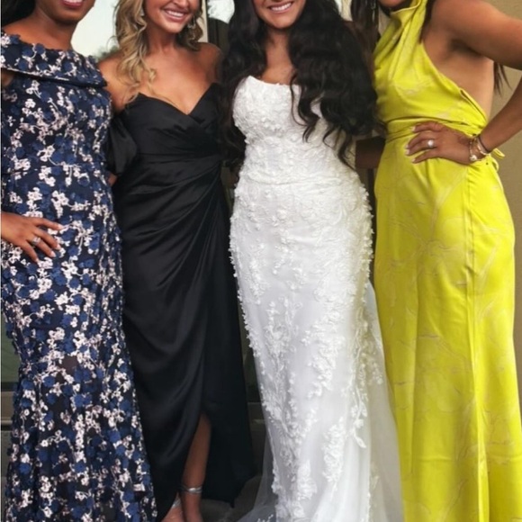 Satin Strapless Removable Puff
Sleeves Side Slit Midi Sheath Dress - Picture 6 of 7